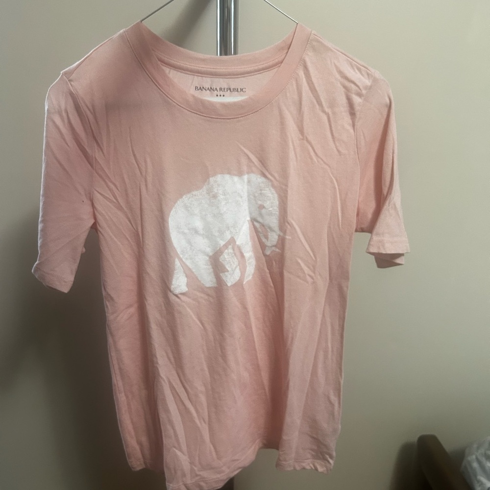 Banana Republic Eco Blush Pink Elephant Graphic Tee XS